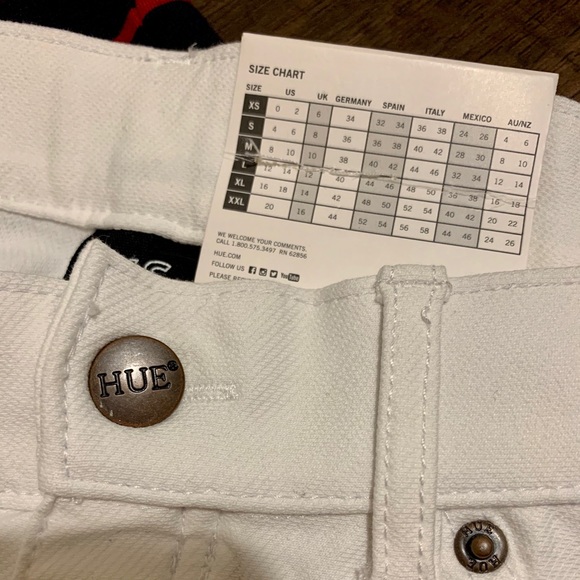 HUE BOYFRIEND SHORT , WHITE , XS - Picture 8 of 8